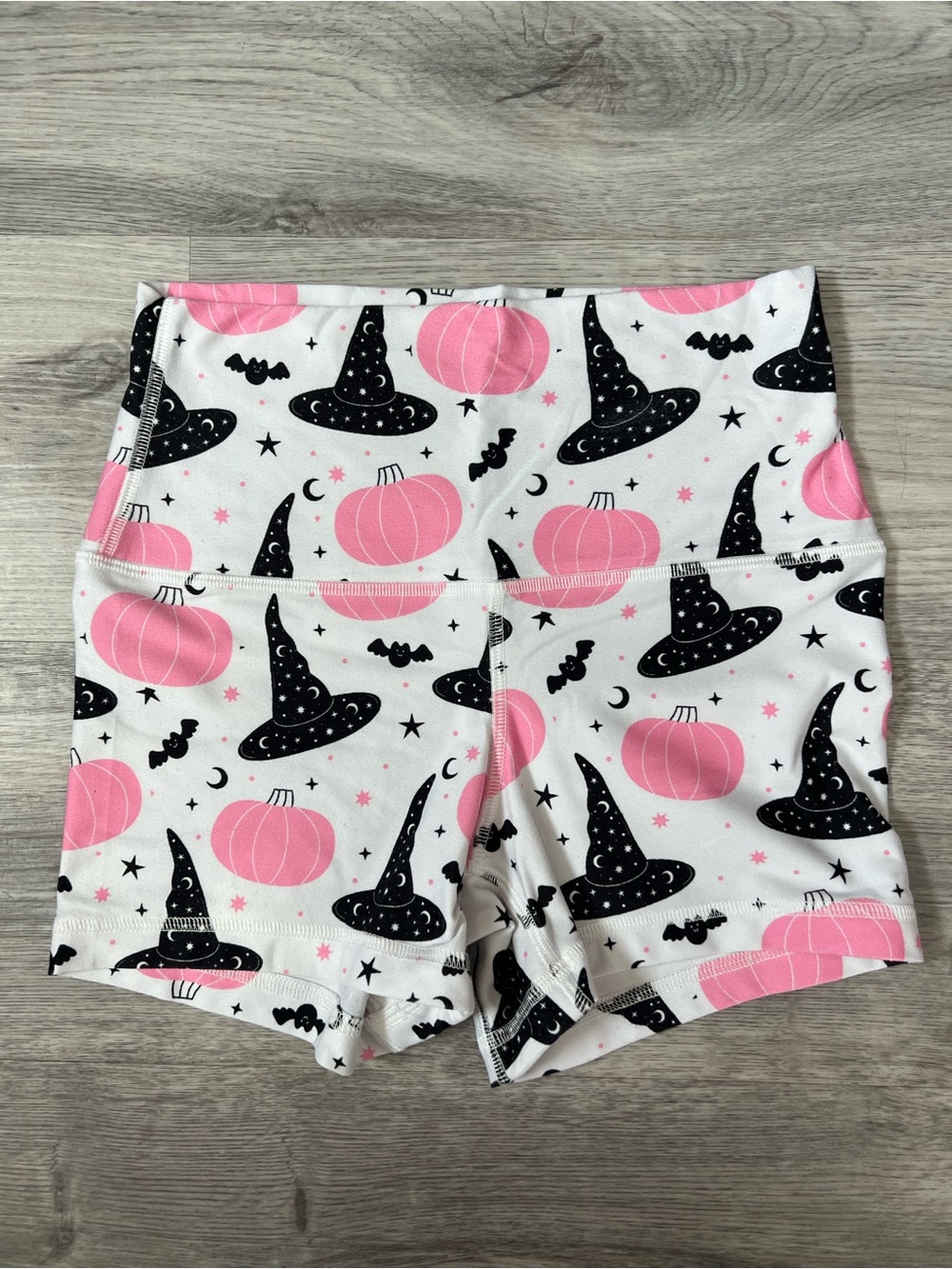 ROKTHEBOX Pink Pumpkin Witch Halloween Workout Shorts Size S